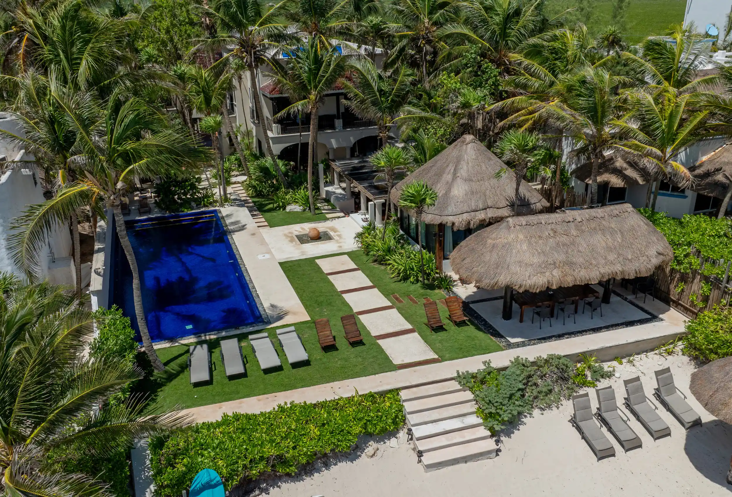 CASA BUENA SUERTE-Exclusiva villa en Tulum, con alberca privada y acceso directo a la playa.