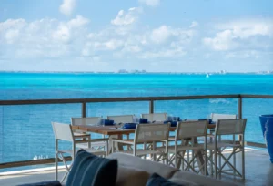 PENTHOUSE CON VISTAS UNICAS EN ISLA MUJERES, ARTILA.