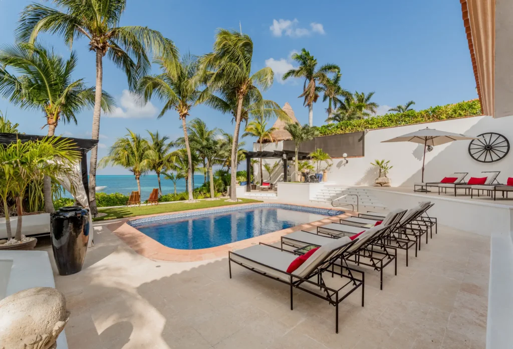 VILLA ALBATROS-PRIVACIDAD EN LA MEJOR PLAYA DE CANCUN