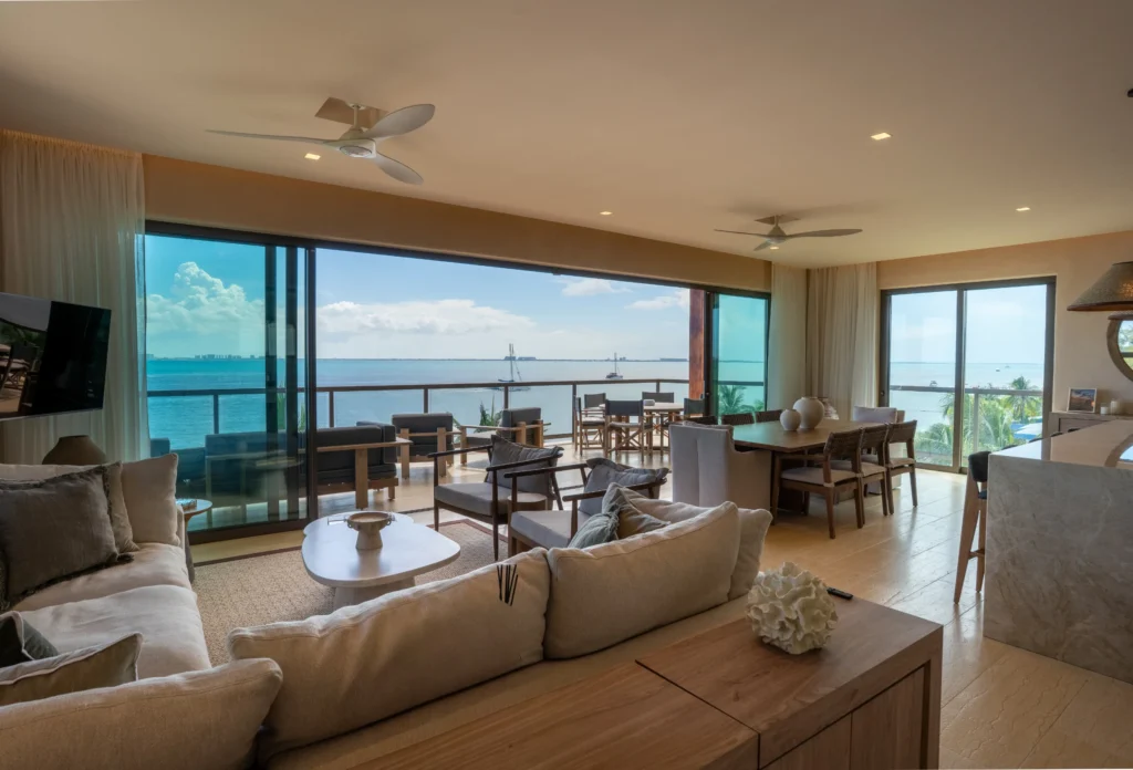 BEACHFRONT DREAM APARTMENT IN ISLA MUJERES-
