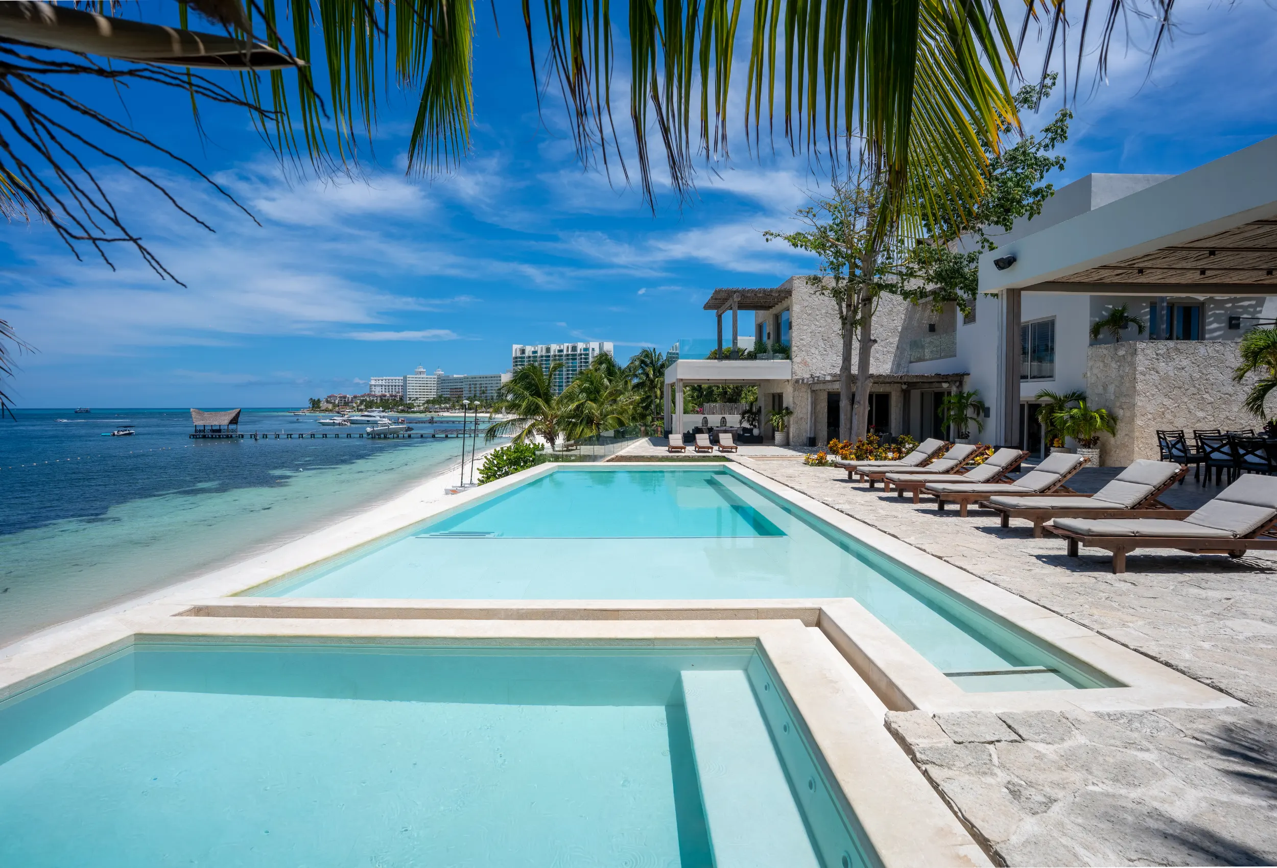 CASAZUL-LUXURY BEACHFRONT PRIVATE VILLA